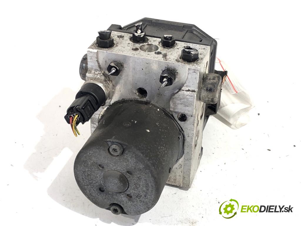 VW PASSAT B5 FL sedan 2002 96 kW 1.9 TDI 1896 Pumpa ABS 4B0614517G (Pumpa ABS)