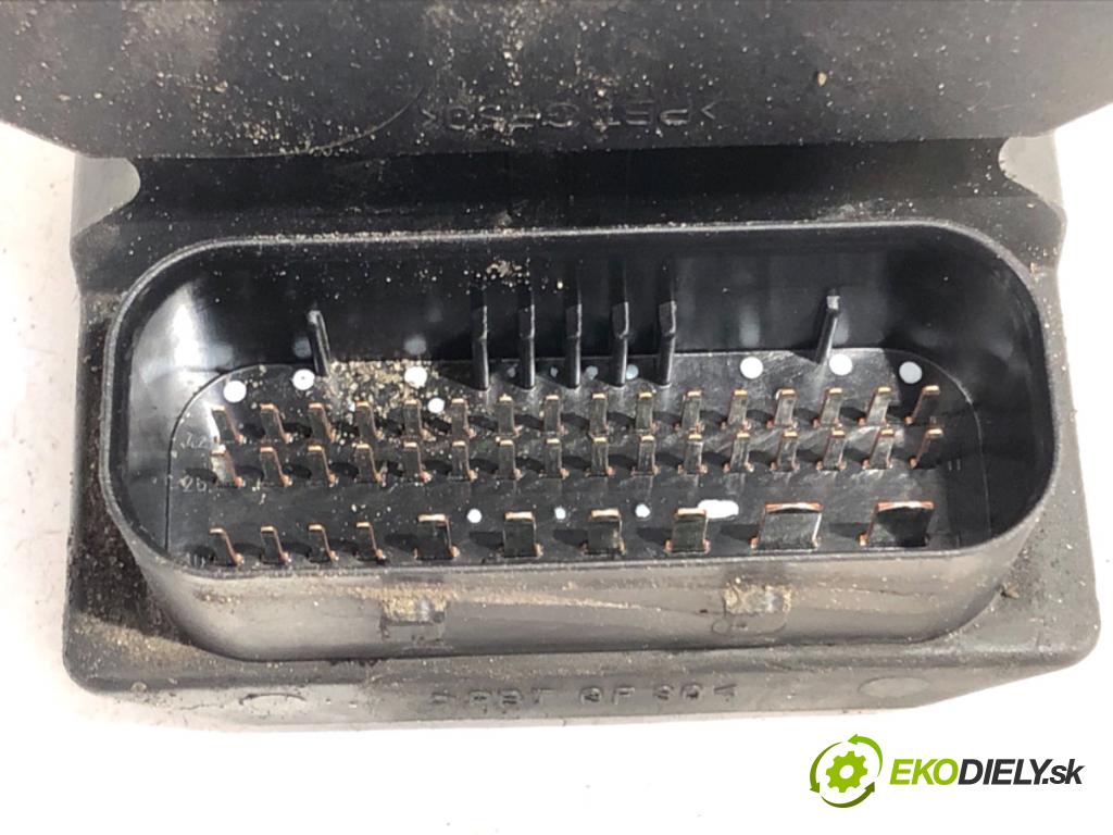 VW PASSAT B5 FL sedan 2002 96 kW 1.9 TDI 1896 Pumpa ABS 4B0614517G (Pumpa ABS)