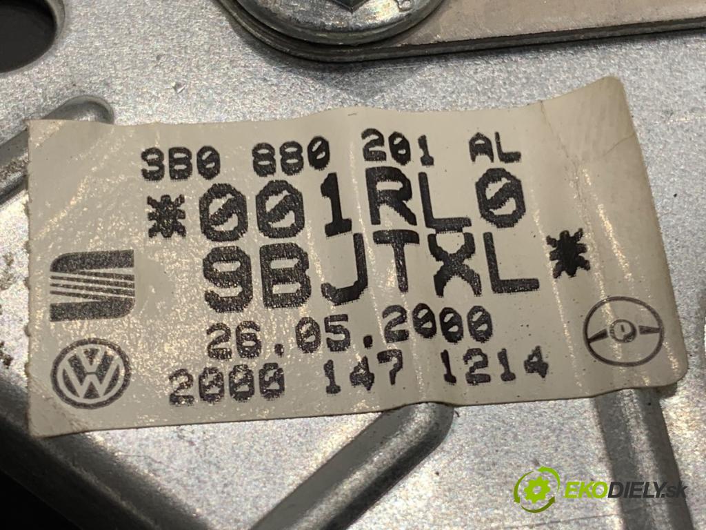 VW PASSAT B5 FL sedan 2002 96 kW 1.9 TDI 1896 AirBag volantu 3B0880201AL (Airbag)