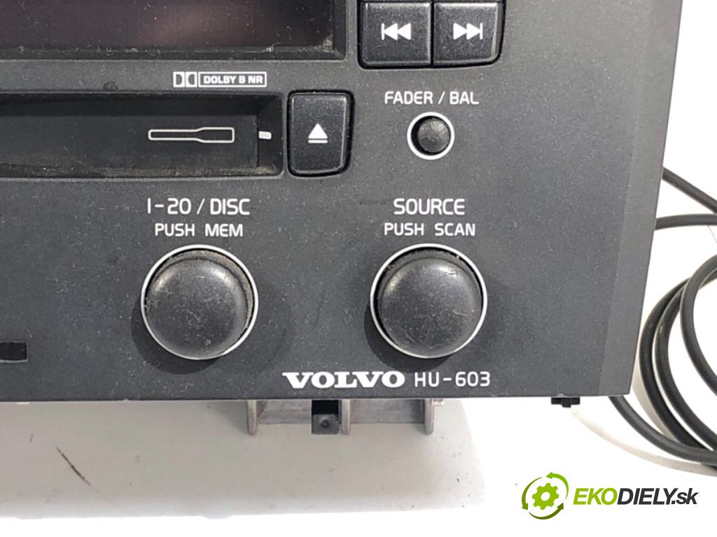 VOLVO S60 I sedan 2001 125 kW 2.4 2435 RADIO 30657637 (Audio zariadenie)