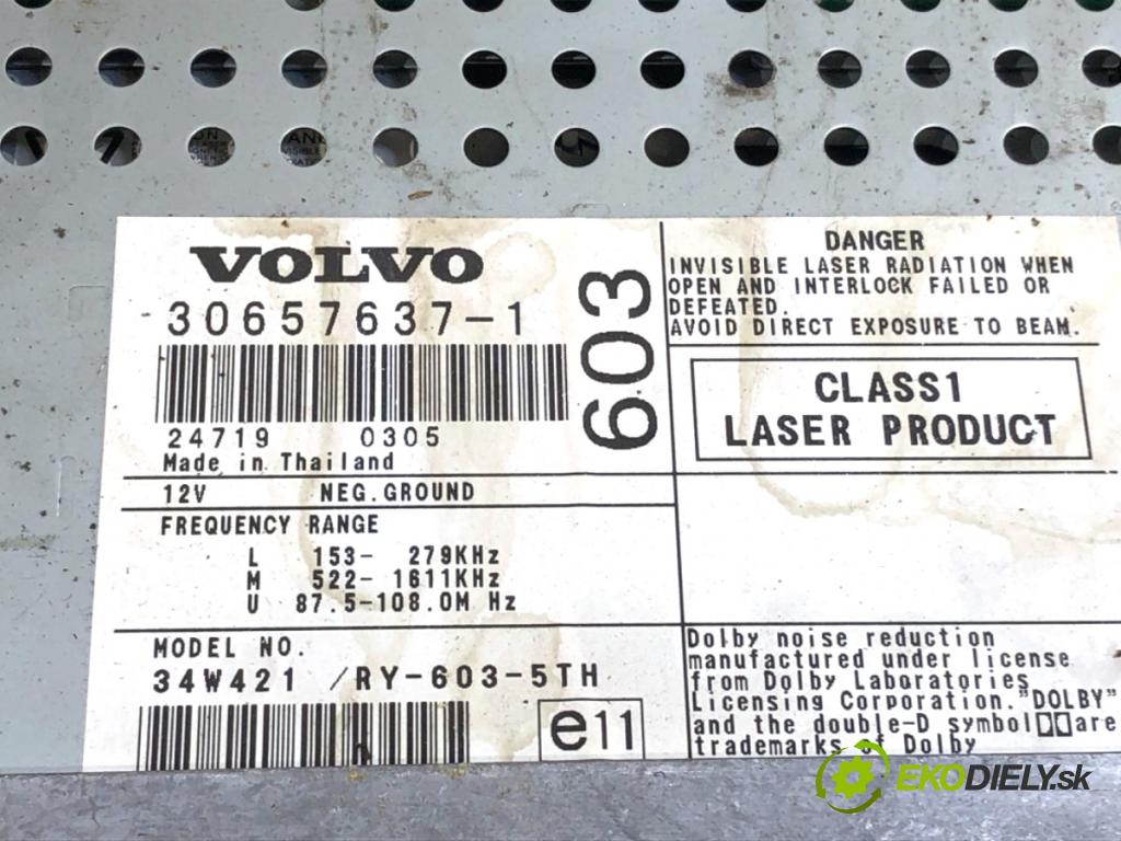 VOLVO S60 I sedan 2001 125 kW 2.4 2435 RADIO 30657637 (Audio zariadenie)