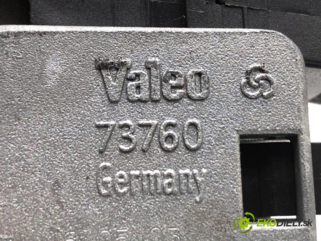 VOLVO S60 I sedan 2001 125 kW 2.4 2435 spinačka 8673073 (Spínacia skrinka)