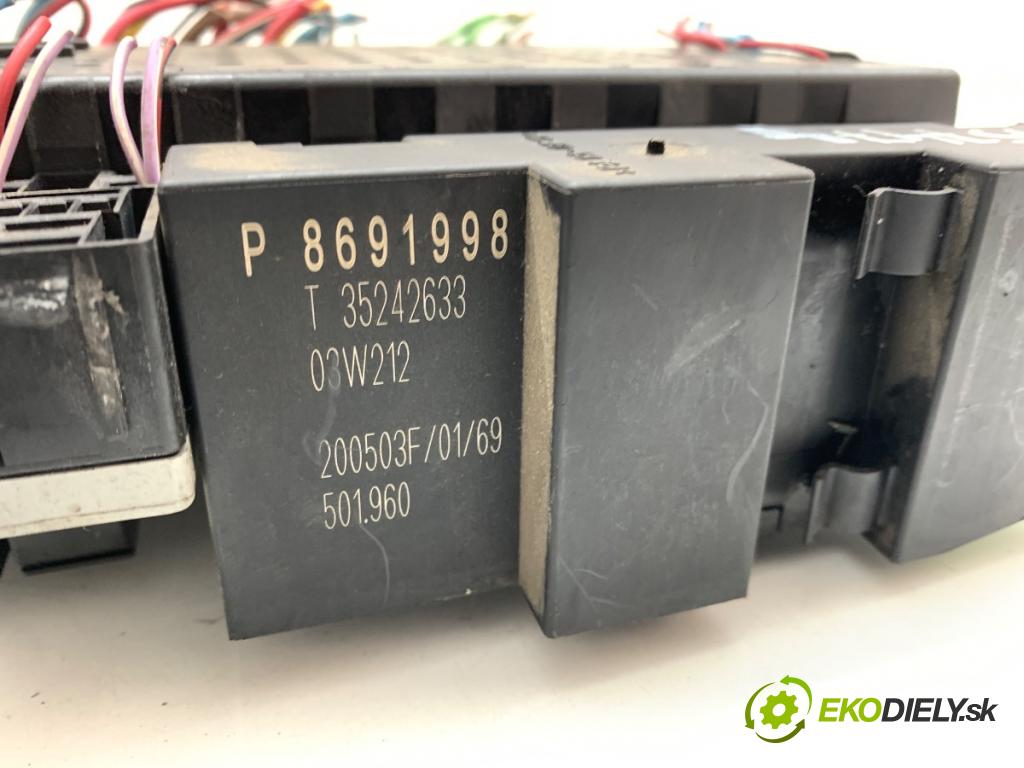 VOLVO S60 I sedan 2001 125 kW 2.4 2435 modul komfortu 8691998 (Komfortní modul)