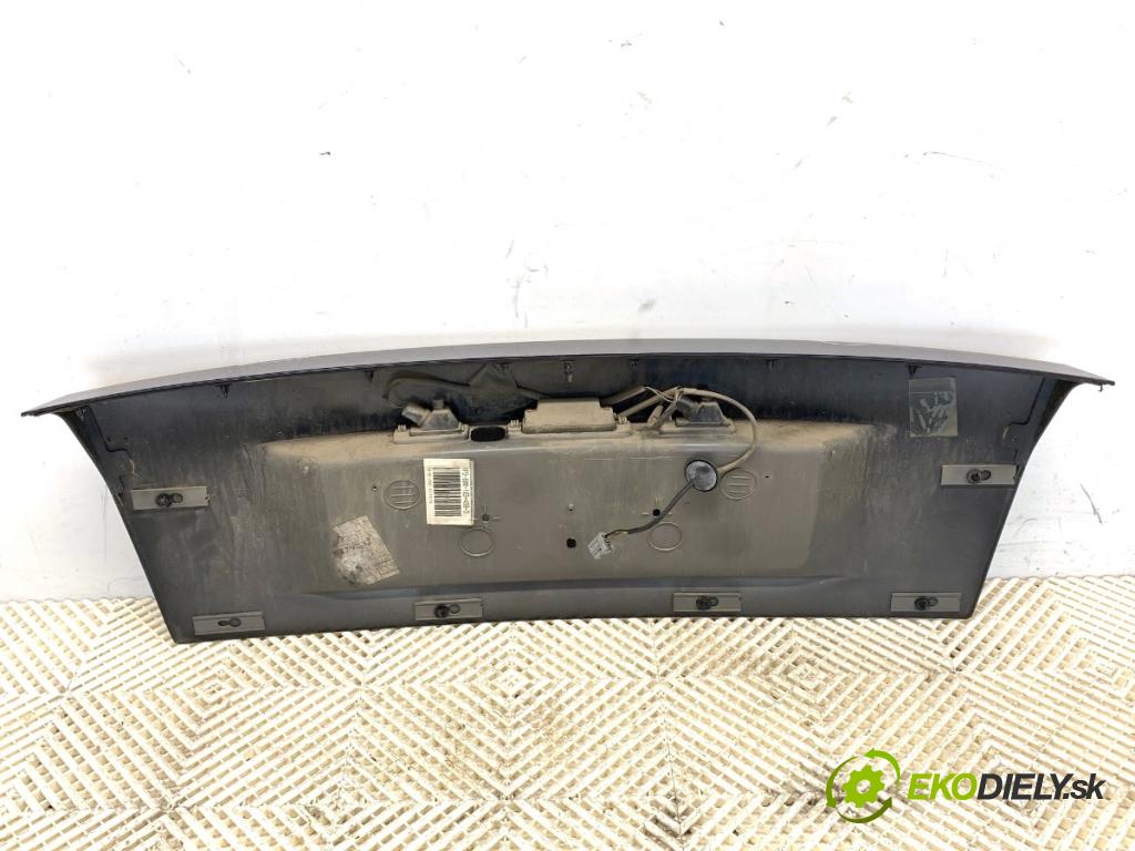 VOLVO S60 I sedan 2001 125 kW 2.4 2435 lišta dveří zadní část
