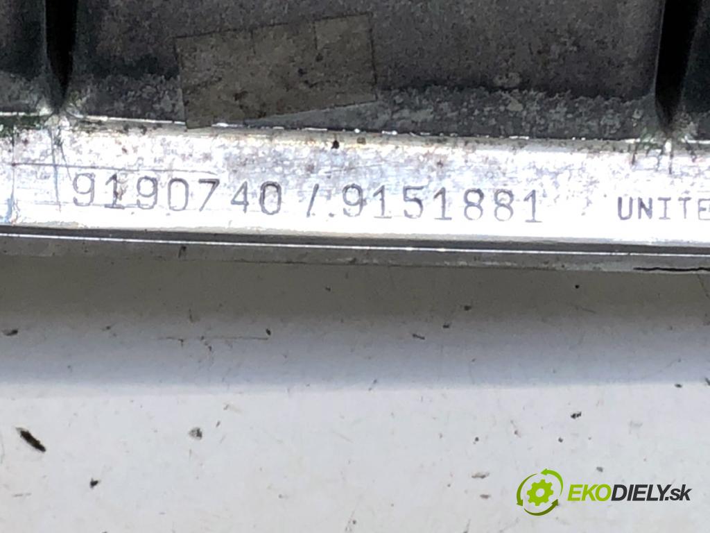 VOLVO S60 I sedan 2001 125 kW 2.4 2435 mřížka maska 9190740 (Přední mřížka (maska chladiče))