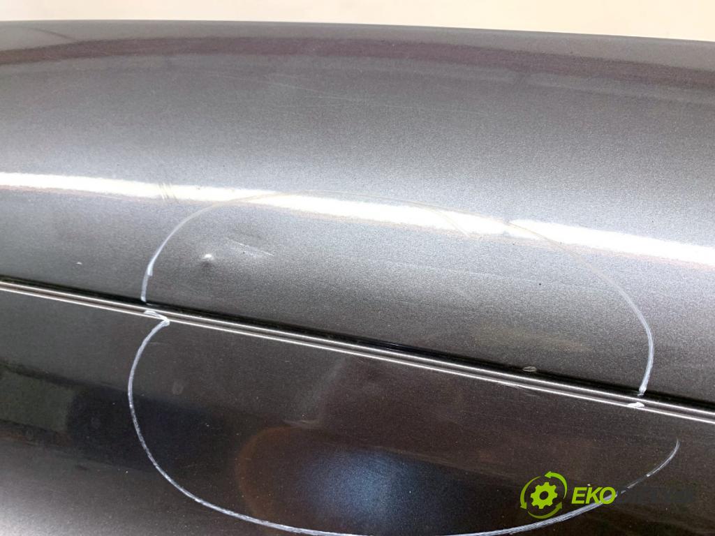 BMW E90 sedan 2006 95 kW 318 i 1995 nárazník zadní část (Klika dveří ostatní)