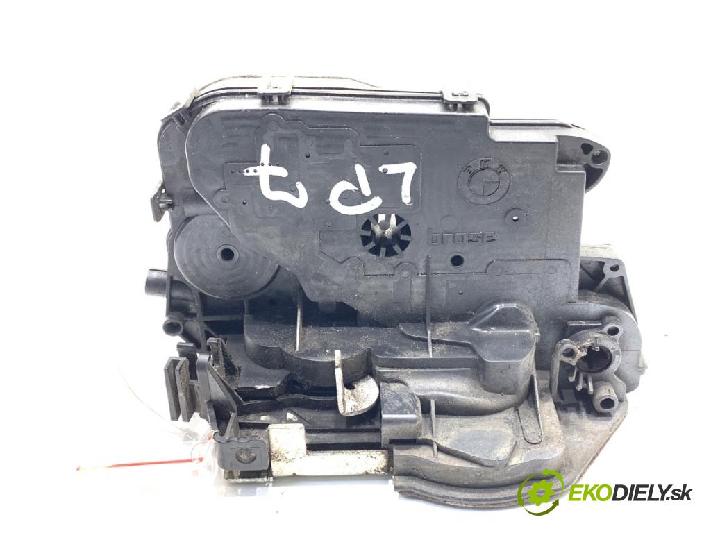 BMW E90 sedan 2006 95 kW 318 i 1995 zámok dveře levý přední část 7059967