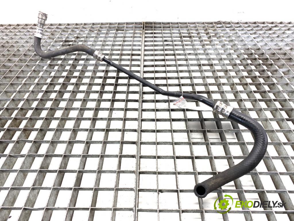 BMW E90 sedan 2006 95 kW 318 i 1995 hadica servočerpadlo  (Rúrka servočerpadla)