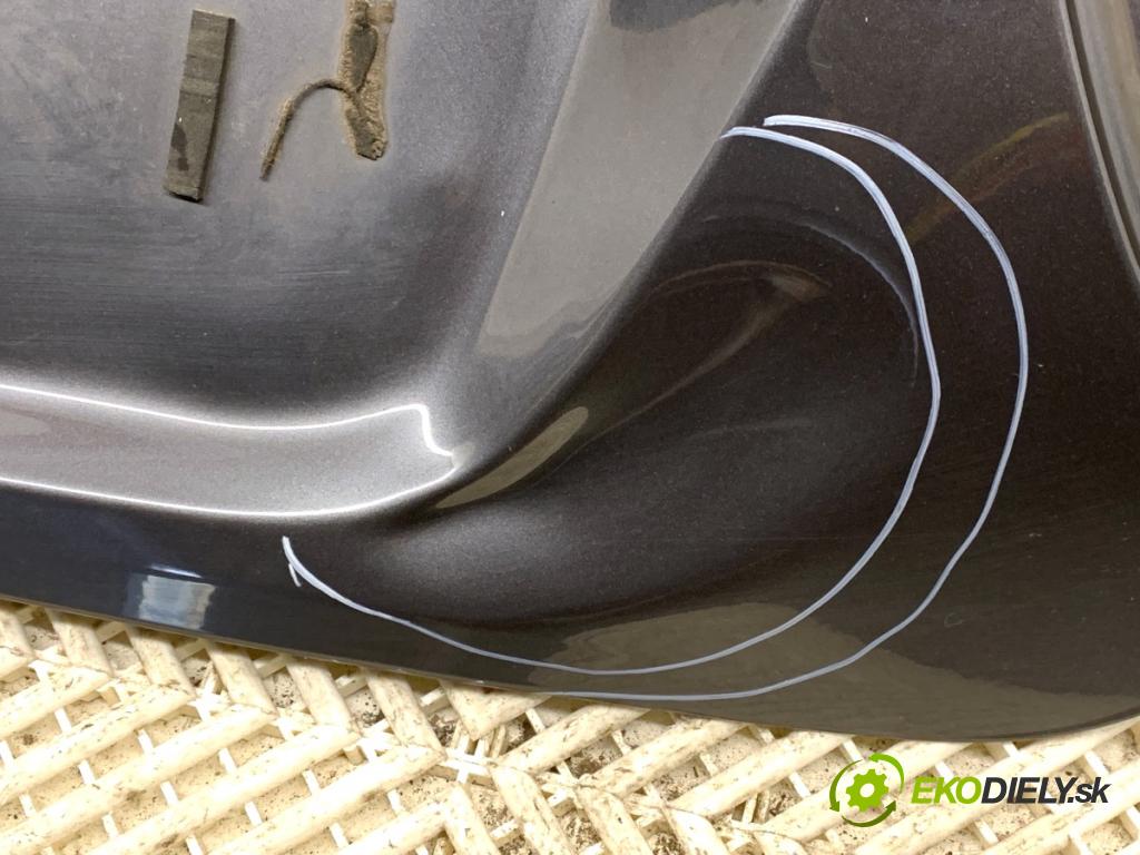 BMW E90 sedan 2006 95 kW 318 i 1995 kapota zadní část