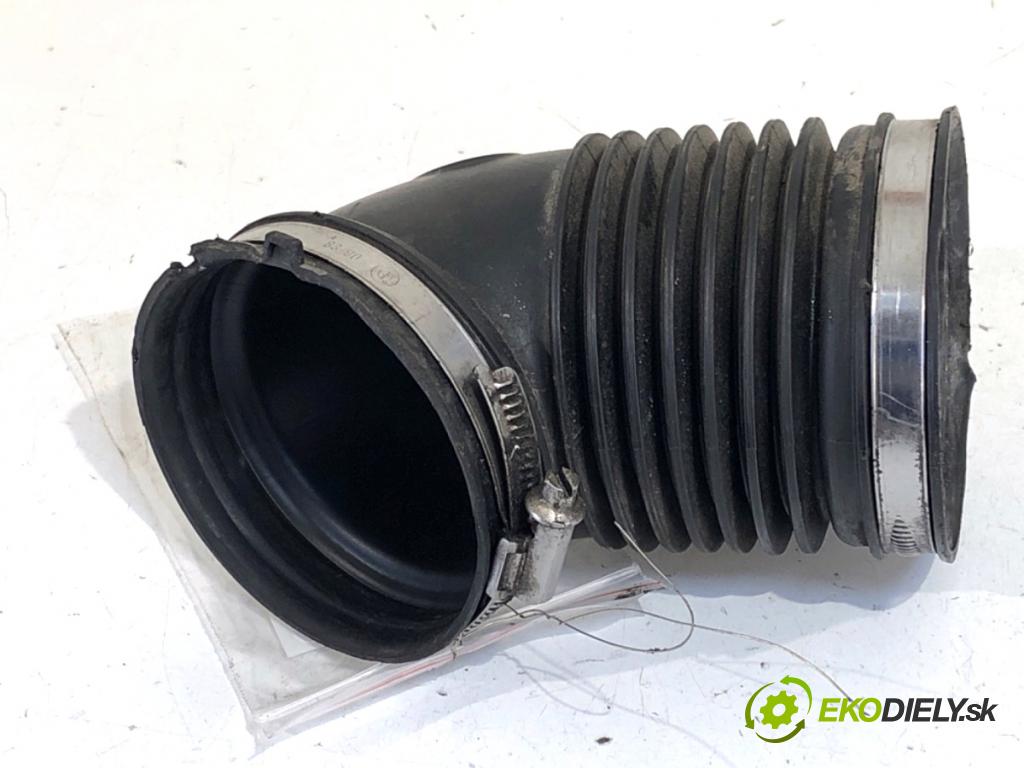 BMW E90 sedan 2006 95 kW 318 i 1995 Rúra vzduchu 7532755