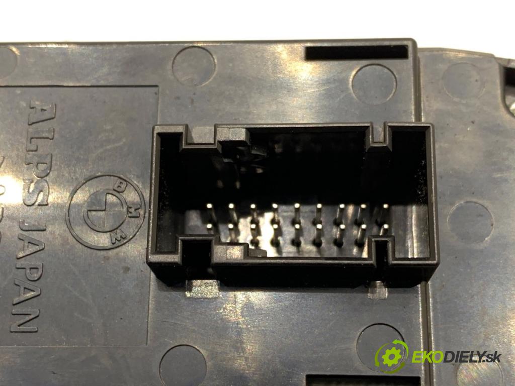 BMW E90 sedan 2006 95 kW 318 i 1995 Prepínač okien 6948623 (Prepínacie páčky pod volantom)