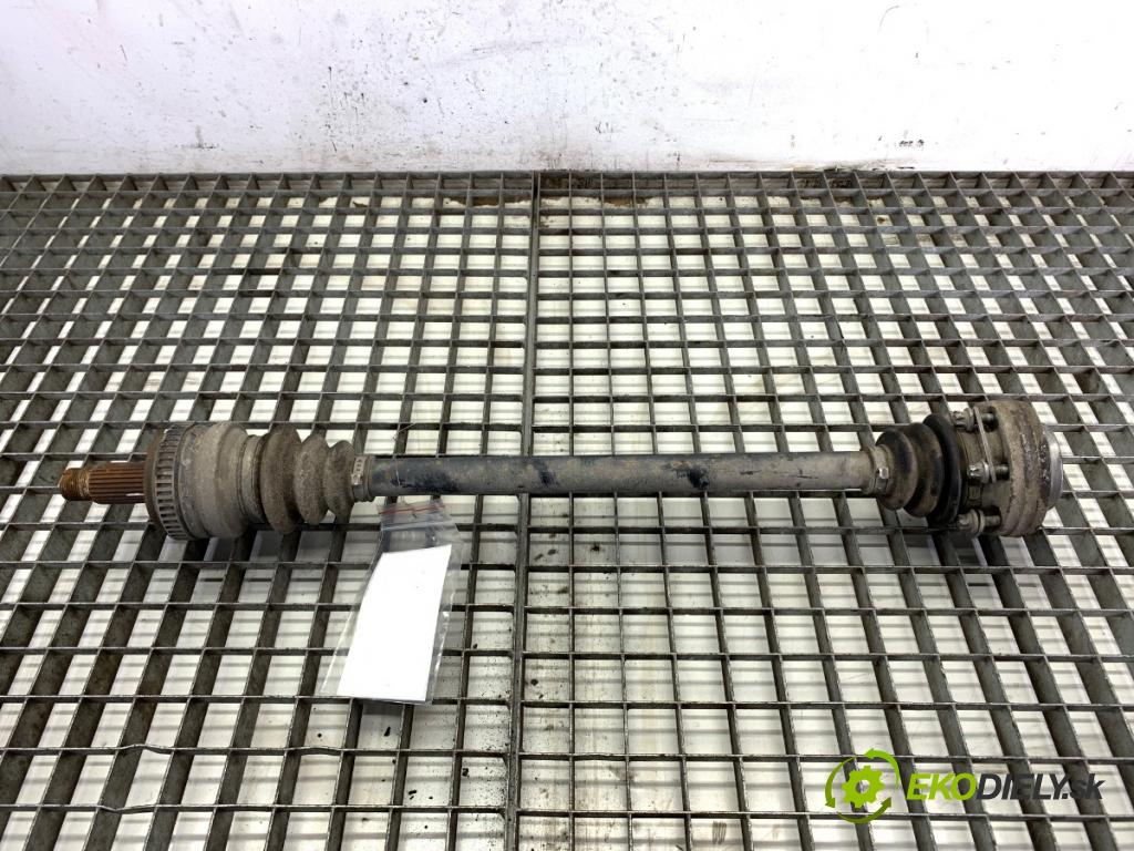 BMW E90 sedan 2006 95 kW 318 i 1995 Poloos pravy zad 7523960
