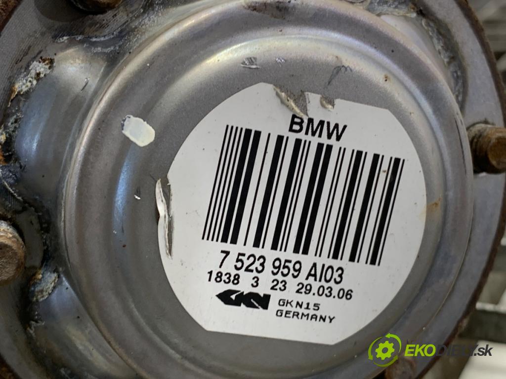 BMW E90 sedan 2006 95 kW 318 i 1995 Poloos ľavy zad 7523959