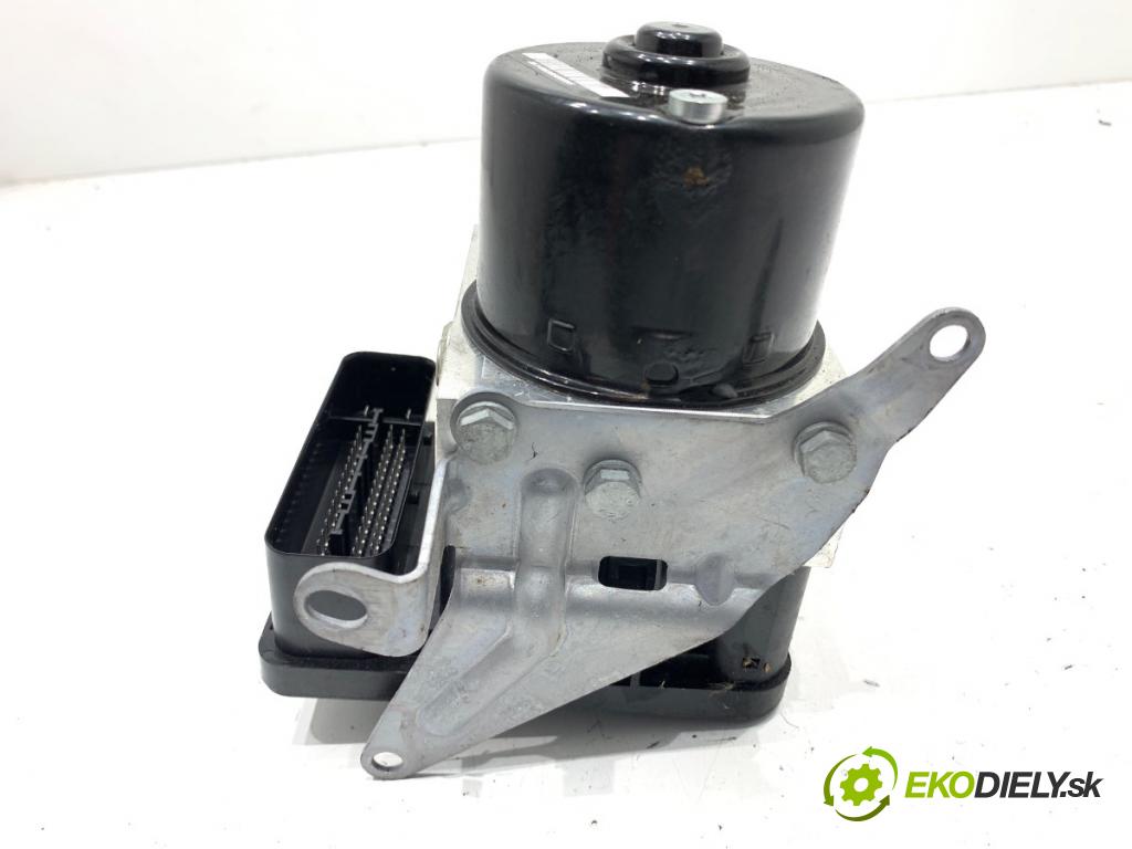 BMW E90 sedan 2006 95 kW 318 i 1995 Pumpa ABS 6772213 (Pumpa ABS)