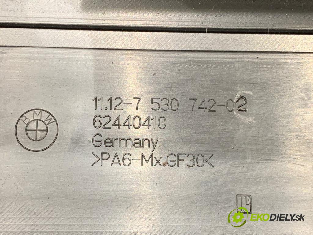 BMW E90 sedan 2006 95 kW 318 i 1995 Kryt Motor 7530742 (Kryt motora)