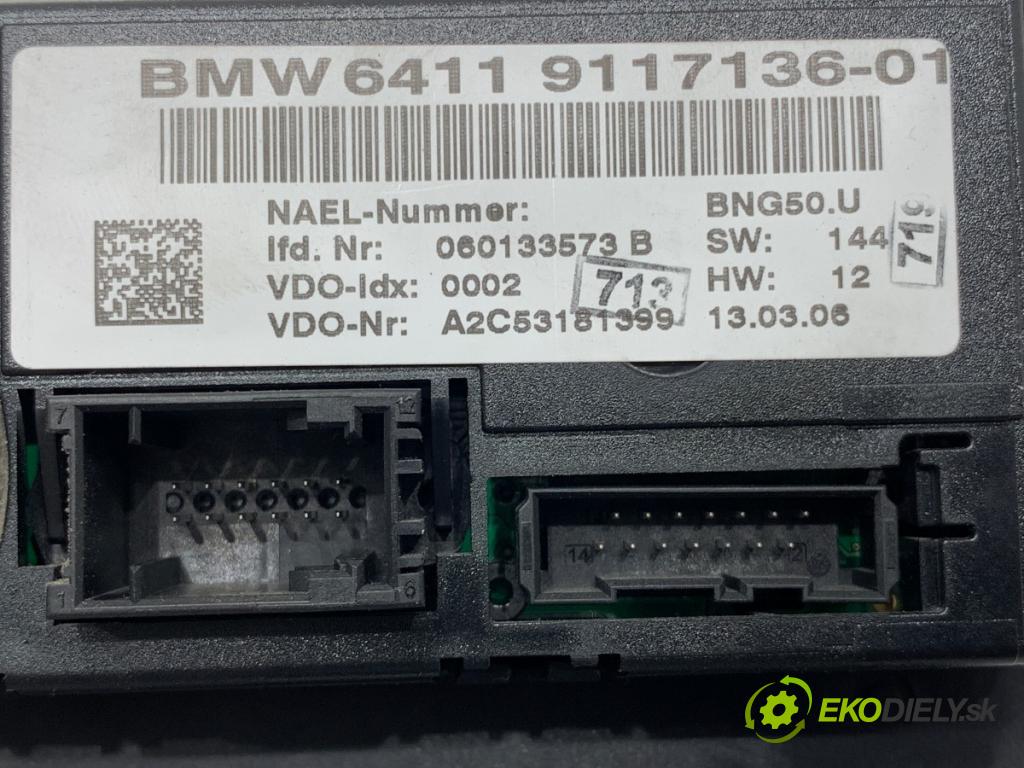 BMW E90 sedan 2006 95 kW 318 i 1995 Panel ovládania kúrenia 9117136 (Prepínacie páčky pod volantom)