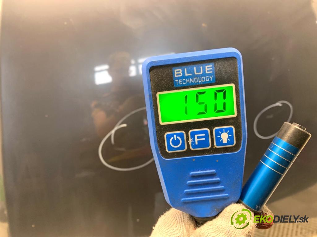 BMW E90 sedan 2006 95 kW 318 i 1995 kapota  (Kapota)