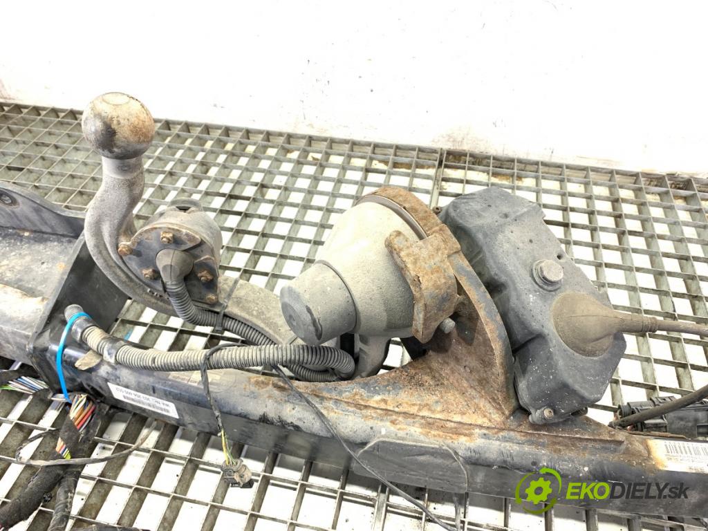 BMW E90 sedan 2006 95 kW 318 i 1995 Hák tažné zařízení 6773725 (Tažné zařízení)