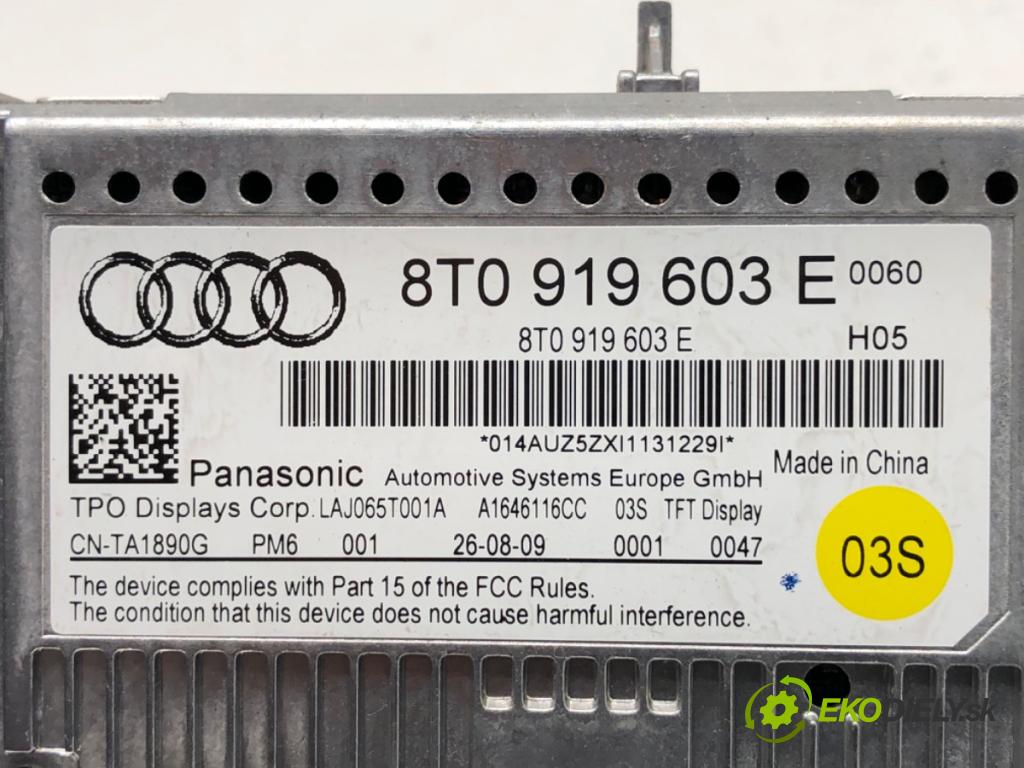 AUDI Q5 8R SUV 2009 125 kW 2.0 TDI quattro 1968 Dislpej 8T0919603E (Prístrojová doska)