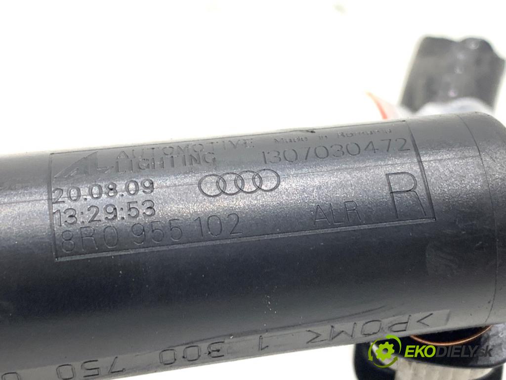 AUDI Q5 8R SUV 2009 125 kW 2.0 TDI quattro 1968 ostřikovače světla pravý přední část 8R0955102
