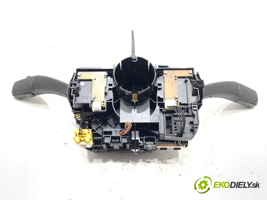 AUDI Q5 8R SUV 2009 125 kW 2.0 TDI quattro 1968 Prepínač kombinovaný 8K0953502BJ (Prepínacie páčky pod volantom)