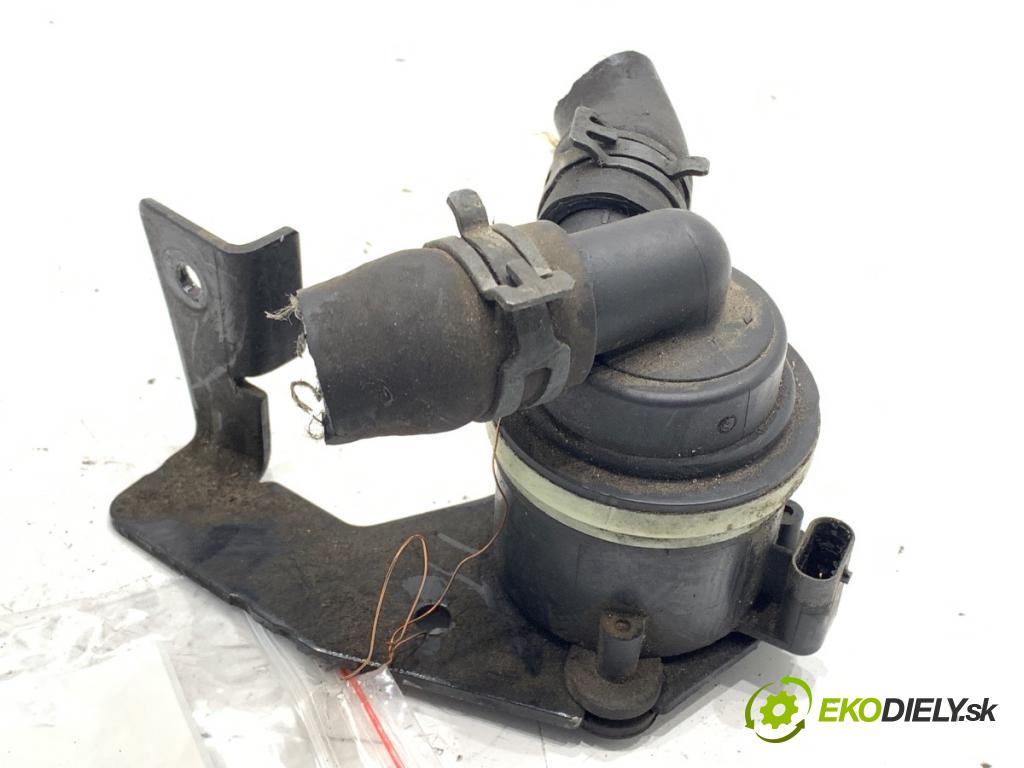 AUDI Q5 8R SUV 2009 125 kW 2.0 TDI quattro 1968 DALŠÍ: pumpa vody 03L965561A (Vodní pumpa)