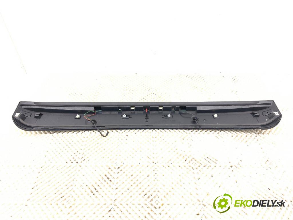 AUDI Q5 8R SUV 2009 125 kW 2.0 TDI quattro 1968 Spoiler 8R0827933A (Spoiler)