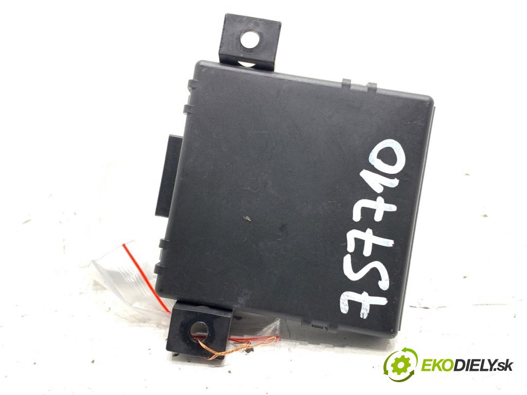 AUDI Q5 8R SUV 2009 125 kW 2.0 TDI quattro 1968 modul GATEWAY 8T0907468R