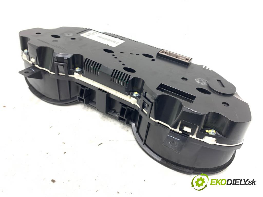 AUDI Q5 8R SUV 2009 125 kW 2.0 TDI quattro 1968 Prístrojovka 8R0920900F (Prístrojová doska)