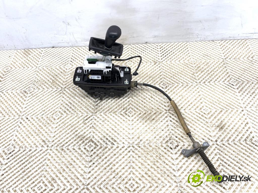 AUDI Q5 8R SUV 2009 125 kW 2.0 TDI quattro 1968 Kulisa 8R1713041E (Rýchlostná páka (kulisa))