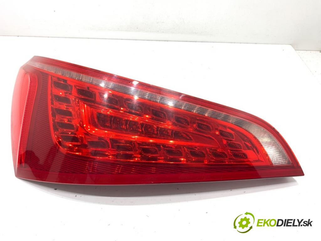 AUDI Q5 8R SUV 2009 125 kW 2.0 TDI quattro 1968 světlo levý zadní část 8R0945093A