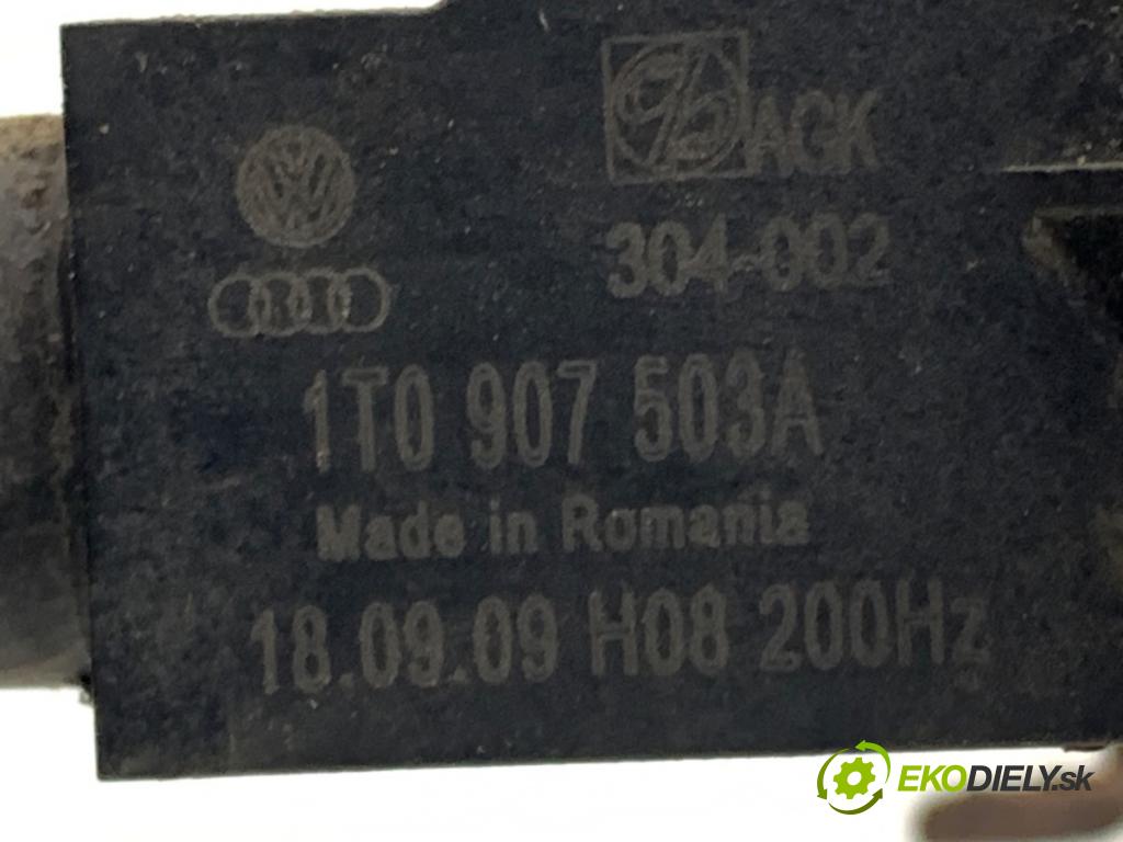 AUDI Q5 8R SUV 2009 125 kW 2.0 TDI quattro 1968 Snímač XENON 1T0907503A (Snímač)