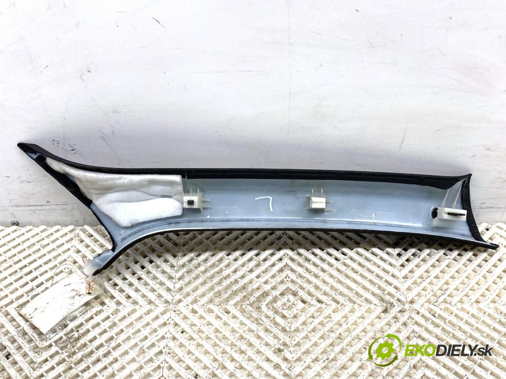 AUDI Q5 8R SUV 2009 125 kW 2.0 TDI quattro 1968 Clona stĺpika ľavy 8R0867233C