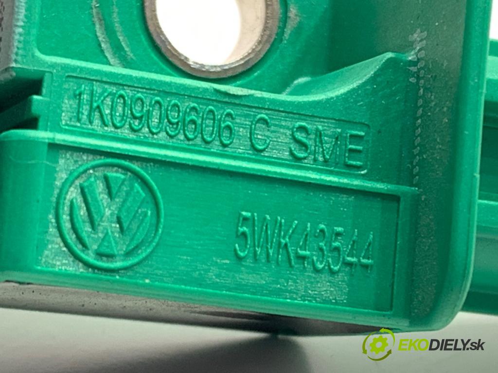 AUDI Q5 8R SUV 2009 125 kW 2.0 TDI quattro 1968 Snímač nárazu 1K0909606C (Snímač nárazu)