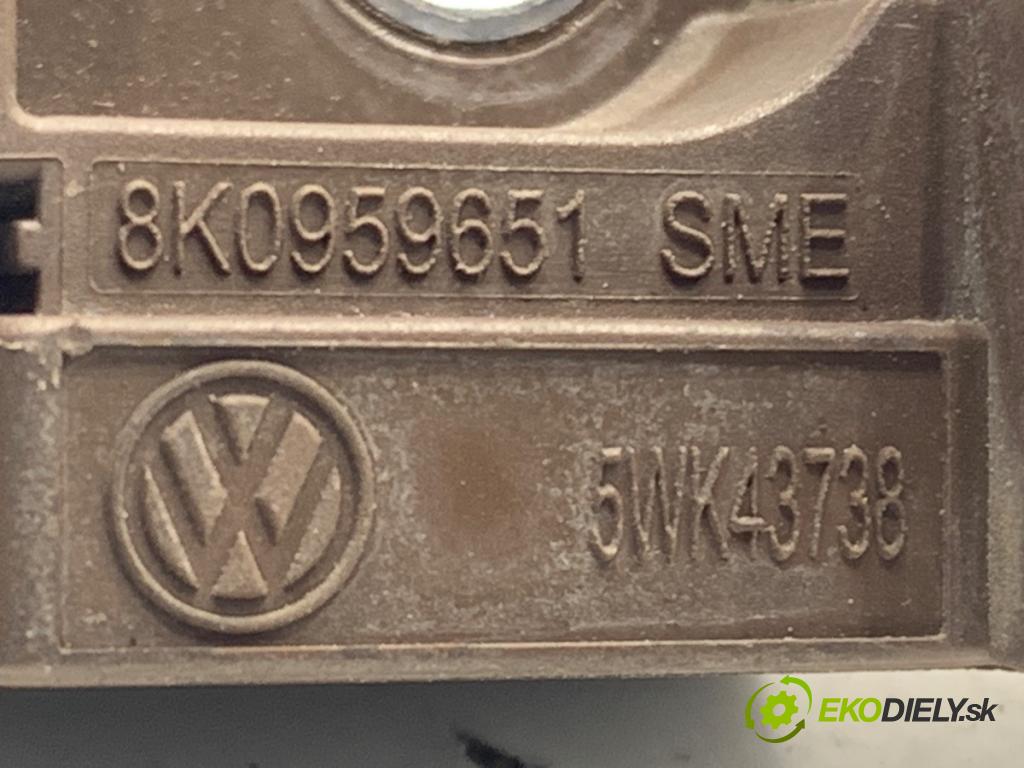 AUDI Q5 8R SUV 2009 125 kW 2.0 TDI quattro 1968 Snímač nárazu 8K0959651 (Snímač nárazu)