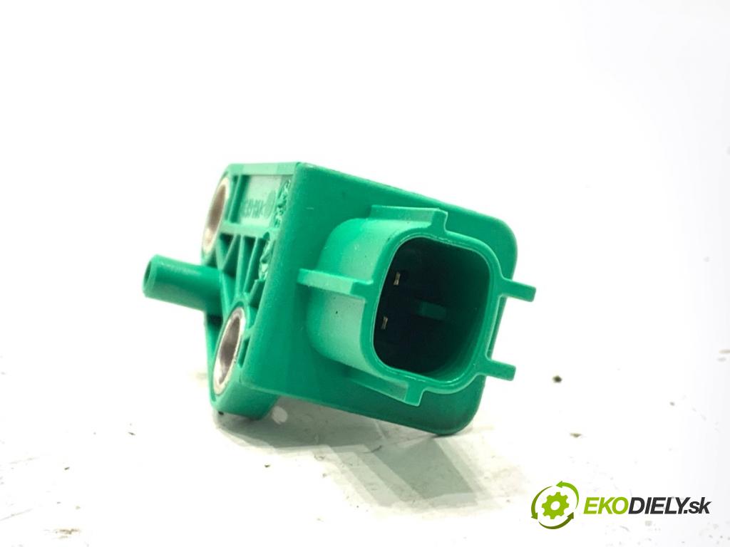 AUDI Q5 8R SUV 2009 125 kW 2.0 TDI quattro 1968 Snímač nárazu 1K0909606C (Snímač nárazu)