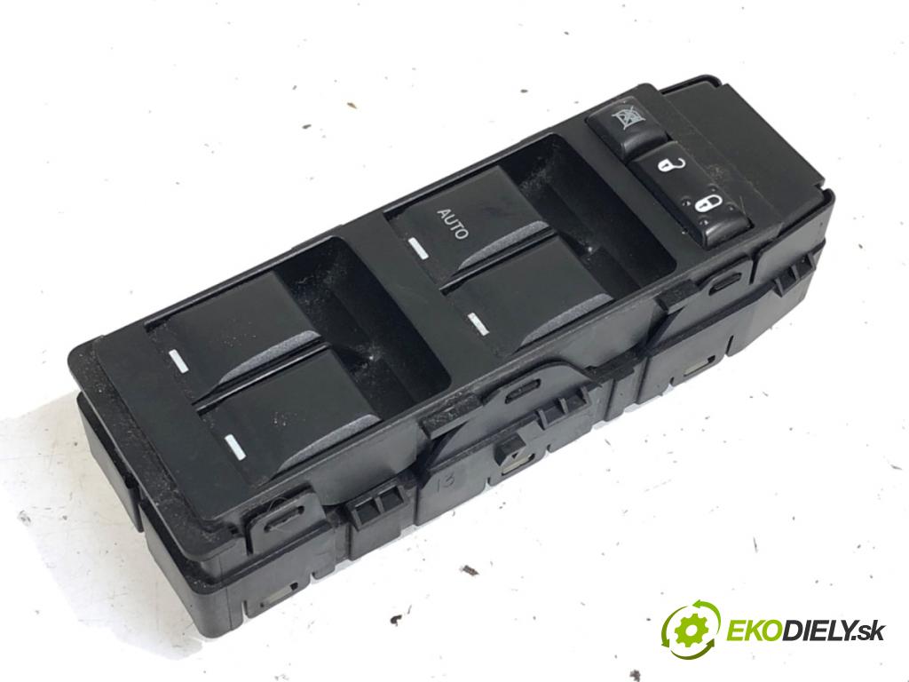 DODGE AVENGER sedan 2008 103 kW 2.0 CRD 1968 Prepínač okien 04602780AA (Prepínacie páčky pod volantom)