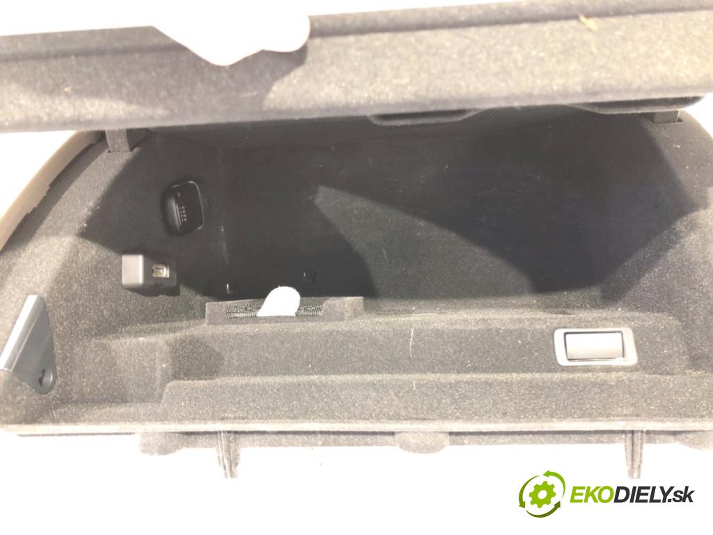 AUDI A4 B8 sedan 2012 155 kW 2.0 TFSI 1984 Priehradka, kastlík spolujazdca  (Priehradka (kastlík))