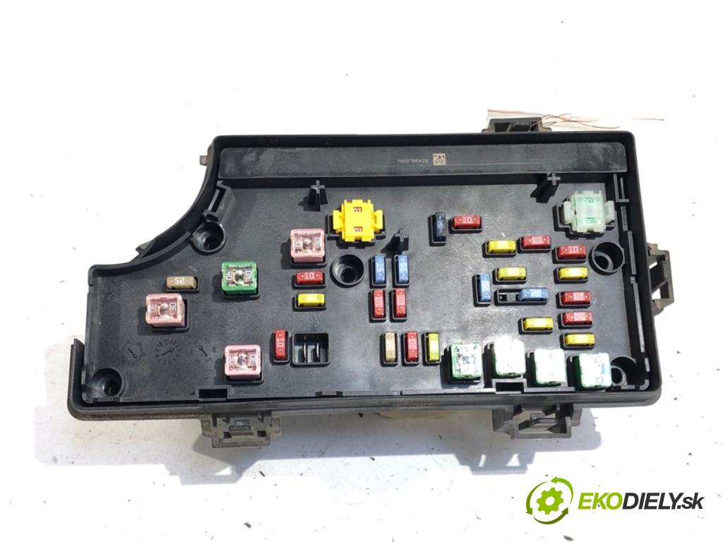 DODGE AVENGER sedan 2008 103 kW 2.0 CRD 1968 modul BSI P04692168AI (Pojistková skříňka)