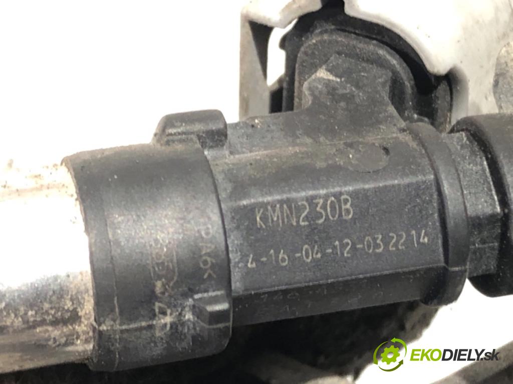 MITSUBISHI COLT VI liftback 2012 70 kW 1.3 1332 Lišta vstrekovacia KMN203B (Vstrekovacia lišta)