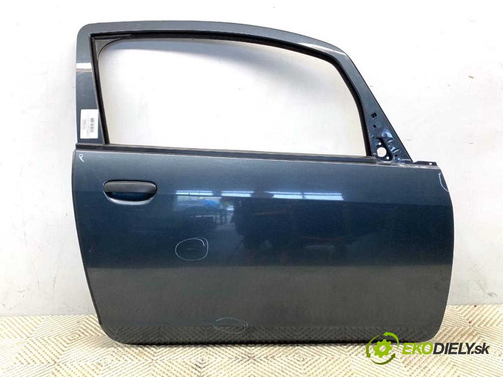MITSUBISHI COLT VI liftback 2012 70 kW 1.3 1332 dveře pravý přední část 