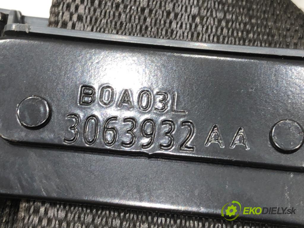 OPEL INSIGNIA A liftback 2010 118 kW 2.0 CDTI (68) 1956 držák bezpečnost levý přední část 3063932