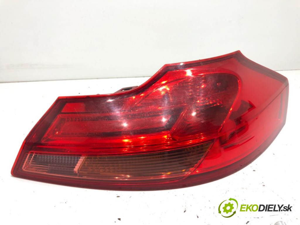OPEL INSIGNIA A liftback 2010 118 kW 2.0 CDTI (68) 1956 světlo pravý zadní část 13226857