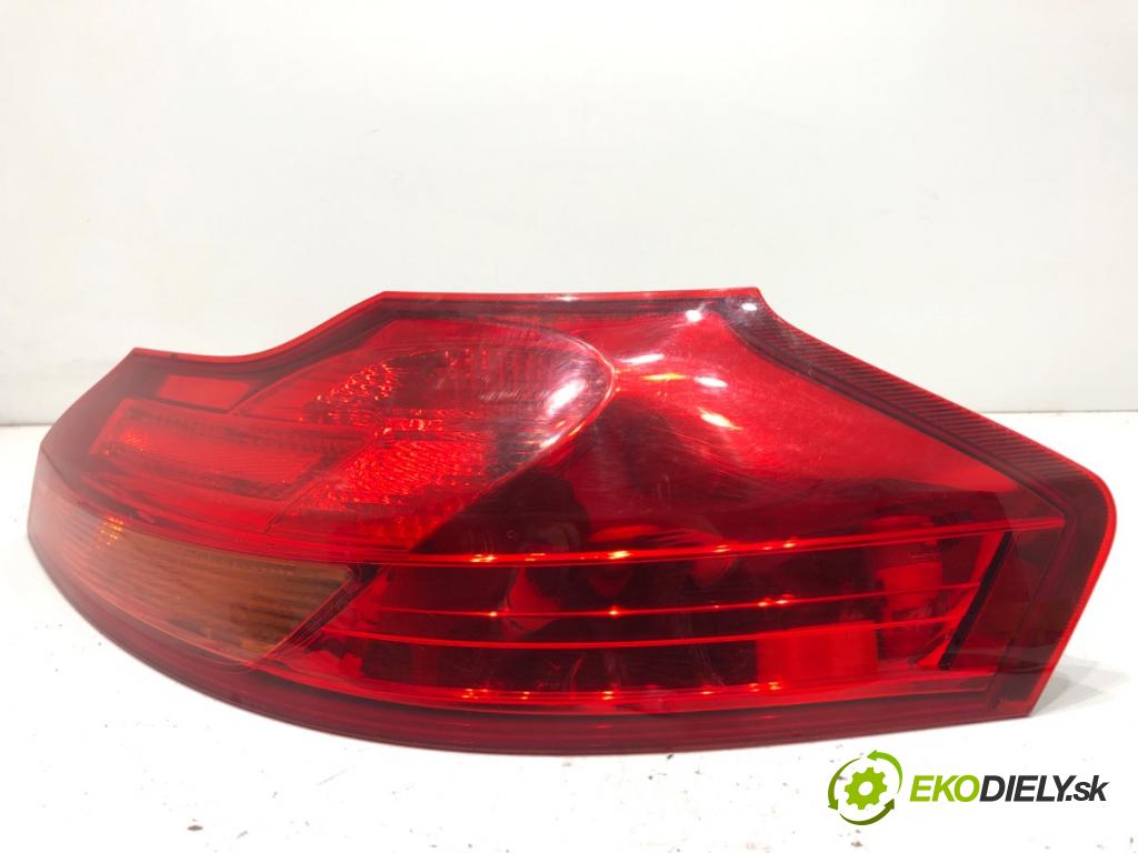 OPEL INSIGNIA A liftback 2010 118 kW 2.0 CDTI (68) 1956 světlo pravý zadní část 13226857