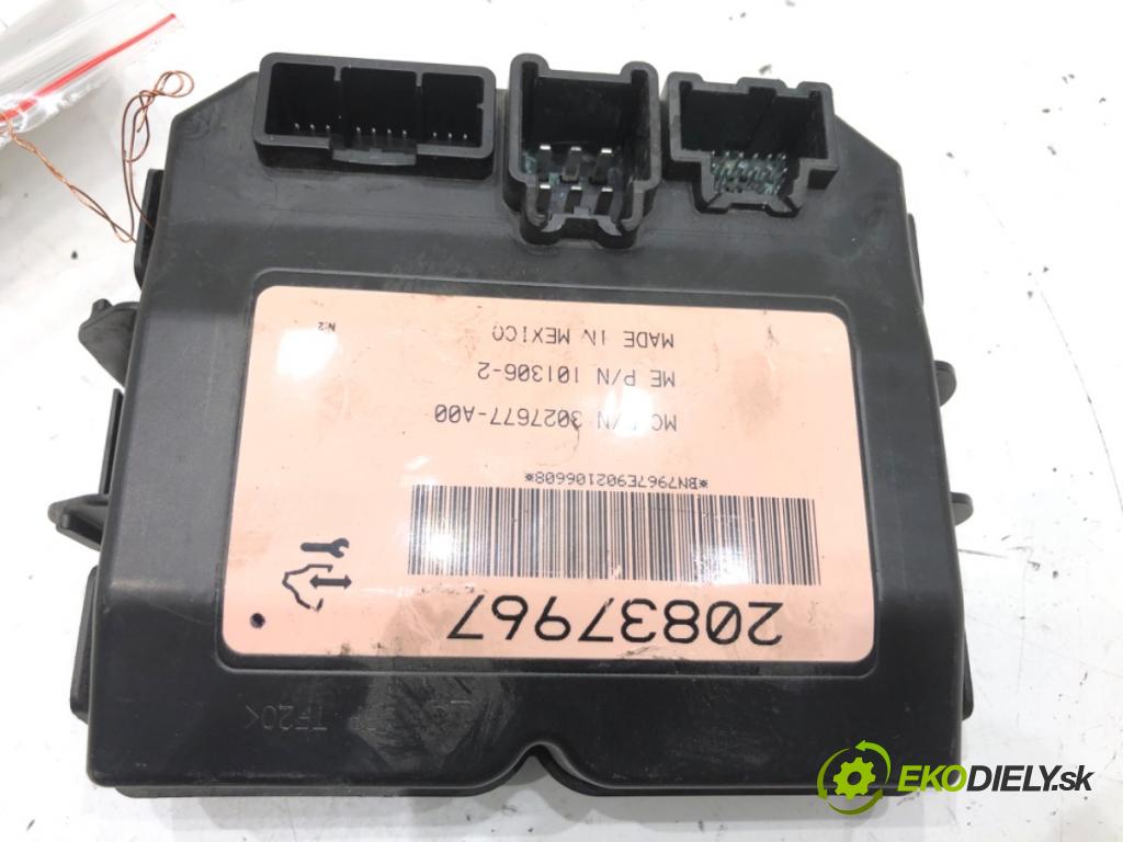OPEL INSIGNIA A liftback 2010 118 kW 2.0 CDTI (68) 1956 modul dveří 20837967