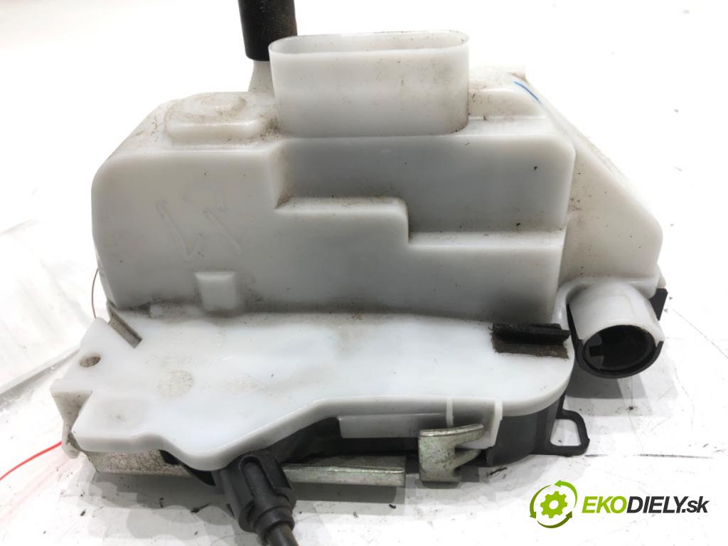 CITROEN C3 I liftback 2003 80 kW 1.6 16V 1587 zámok dveře levý přední část 46982980