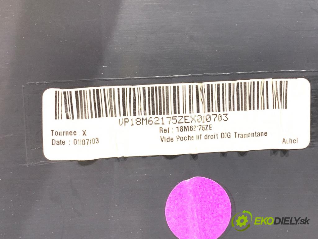 CITROEN C3 I liftback 2003 80 kW 1.6 16V 1587 Priehradka, kastlík spolujazdca  (Priehradka (kastlík))