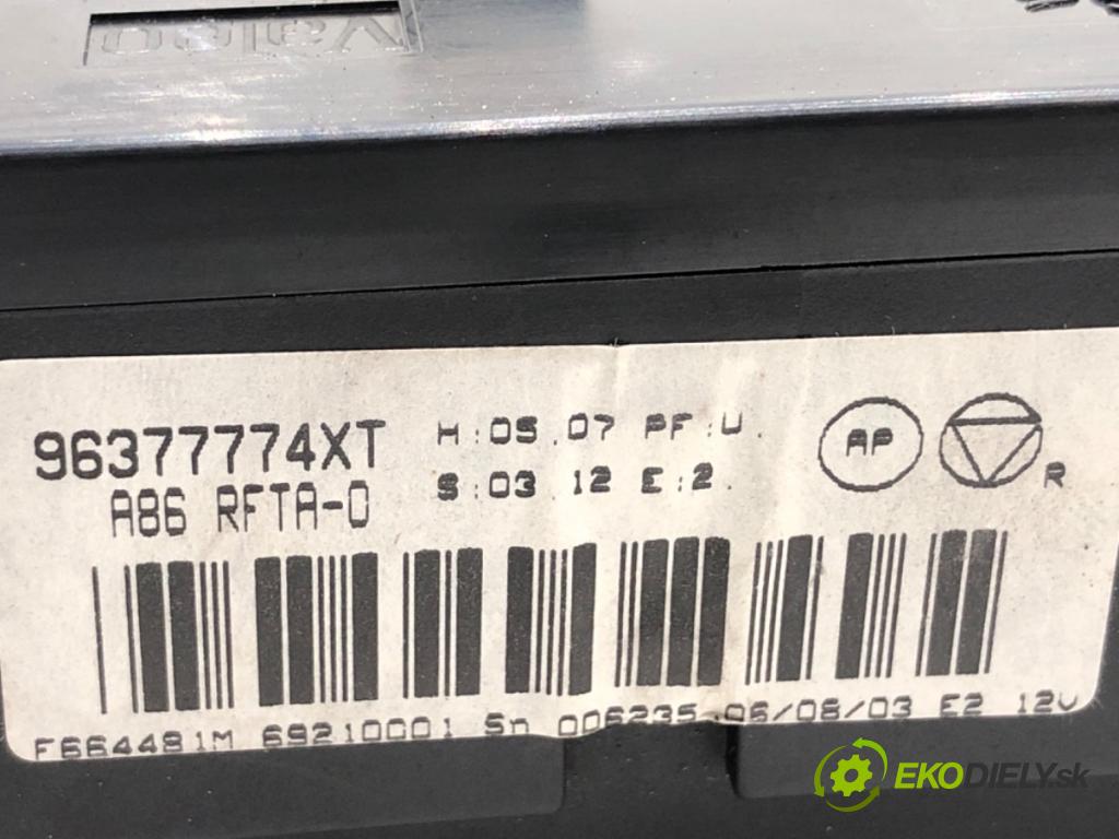 CITROEN C3 I liftback 2003 80 kW 1.6 16V 1587 Panel ovládania kúrenia 96377774XT (Prepínacie páčky pod volantom)