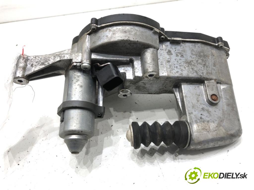 CITROEN C3 I liftback 2003 80 kW 1.6 16V 1587 Spojkový valec pumpa spojky 3981000089 (Spojkový valec)