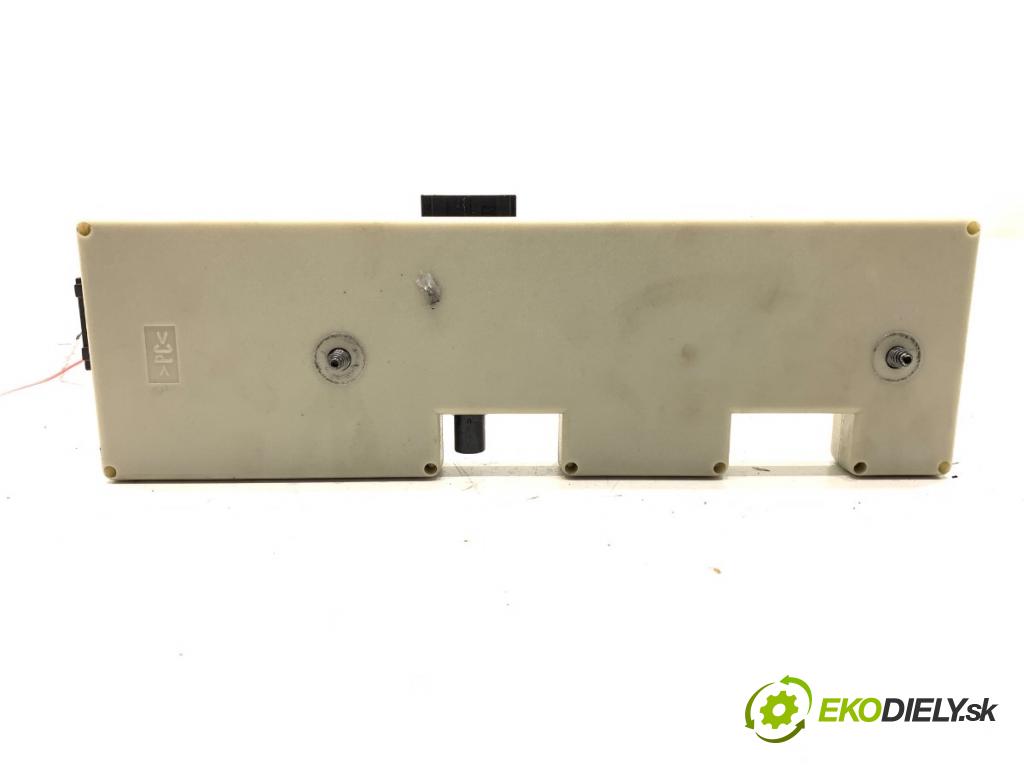 BMW E90 sedan 2006 95 kW 318 i 1995 Zosilňovač 6928934 (Zosilňovač)